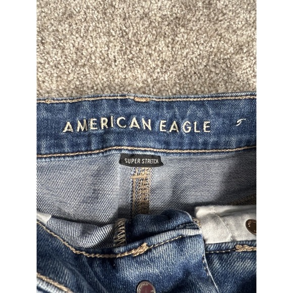 American Eagle Dark Wash Rolled Distressed Jean Shorts Size 4 - Picture 2 of 4